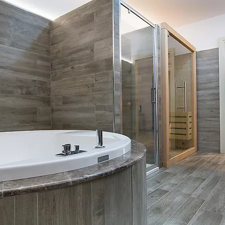 Alojamento de Acomodação e Pequeno-almoço Palazzo Ducale 4*